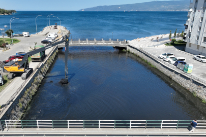 Büyükşehir’den Karsak Deresi’nde kapsamlı temizlik
