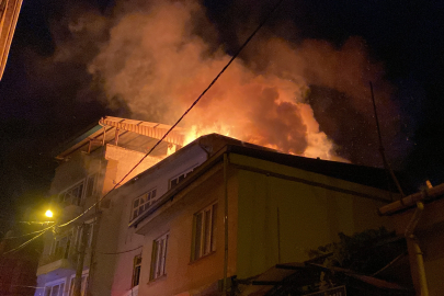 Bursa'da oto tamirhanesinde yangın