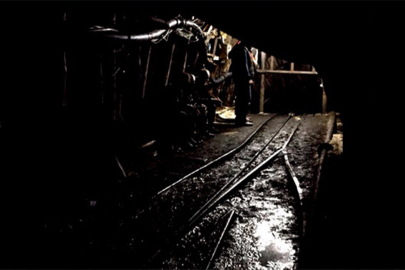 Oltu’da maden ocağı çöktü