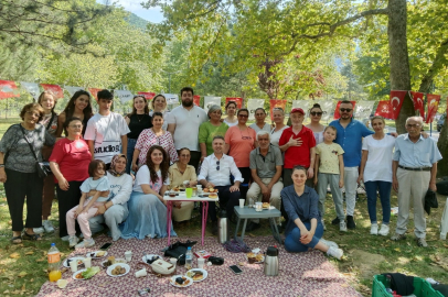 CHP Yıldırım Kadın Kollarından net mesaj: “Sepetini al, umutsuzluğu geride bırak!”