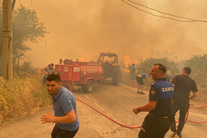 İzmir'de bir yangın daha! Yerleşim yerleri tehdit alında