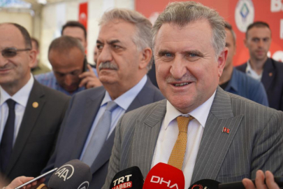 Bakan Bak'tan özel sporcular için tebrik mesajı