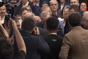 "Biz üç parti olarak bu süreci sonuna kadar selametle götürmekte kararlıyız"