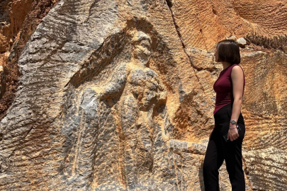 Bursa'da 2 bin yıllık Herkül kaya kabartması tahrip edildi