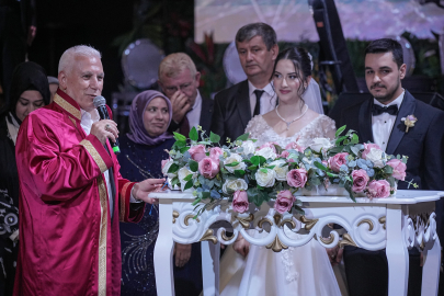 Bursa'da iş dünyasını buluşturan düğün