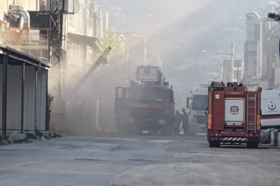 İnegöl'de mobilya fabrikası yandı