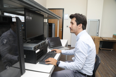 BTÜ’den yazılım eğitiminde yapay zeka devrimi