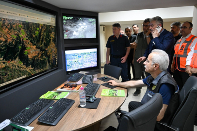 Bakan Uraloğlu: Yangının yayılım hızı kontrol altında