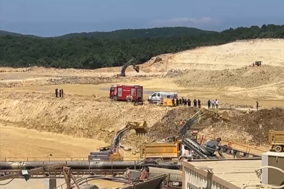 Kum ocağında göçük: 2 kişiyi kurtarma çalışmaları sürüyor