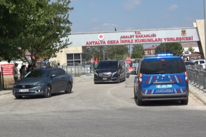 Kemal Kılıçdaroğlu, Muhittin Böcek’i ziyaret etti