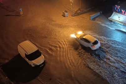 Ankara’da sağanak yağışlar sele neden oldu