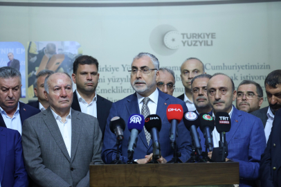 Kamu toplu iş sözleşmesinde anlaşma sağlandı! Bakan Işıkhan'dan ilk paylaşım...