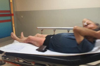 Üzerine kaynar su dökülen yaşlı adam hastaneye kaldırıldı