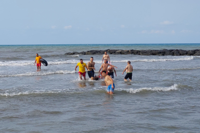 Denizin ortasında can pazarı! 2 arkadaş denizden baygın halde çıkarıldı