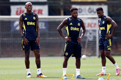 Fenerbahçe, Feyenoord maçı mesaisini sürdürüyor