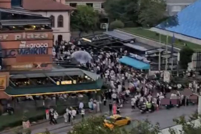 Bursa'daki AVM'lerde deprem paniği