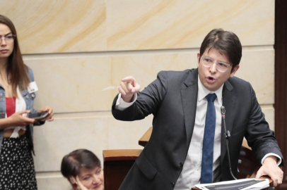 Kolombiya'da 15 yaşındaki çocuk tarafından suikaste uğrayan başkan adayı hayatını kaybetti