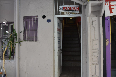 Evrensel Gazetesi'nin İzmir binasına silahlı saldırı