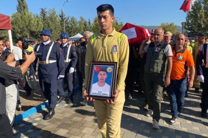 Şehit olan orman personeli Demirel son yolculuğuna uğurlandı