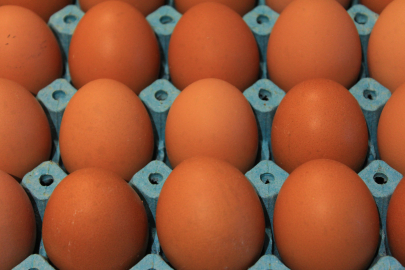 Yumurta fiyatları yeniden yükselişte: 30’lu koli 160-170 TL arasında