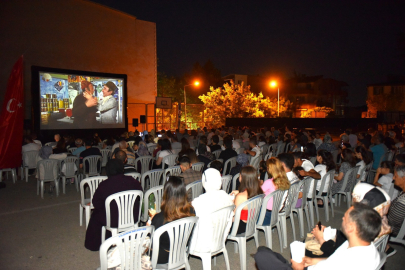 Yıldırım’da yaz sineması keyfi