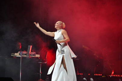 Karacabey'de Funda Arar rüzgarı