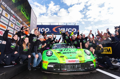 Tarihi zafer: Ayhancan Güven, otomobil sporlarında şampiyon olan ilk Türk pilot oldu