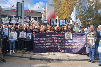 Ankara Garı saldırısında hayatını kaybedenler 10'ncu yılında törenle anıldı