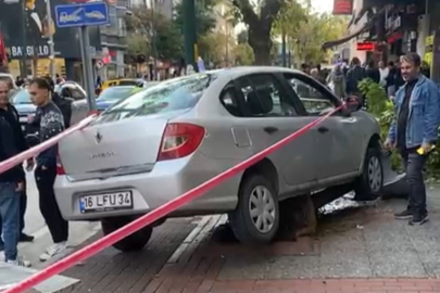 Otomobilin çarptığı lise öğrencisi yaralandı