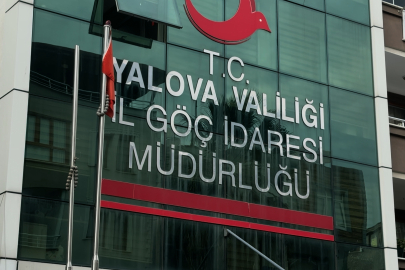 İl Göç İdaresine büyük operasyon! 8 gözaltı