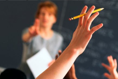 Öğretmen adaylarına müjde! MEB 15 bin atama için düğmeye bastı