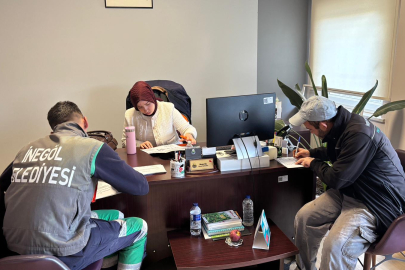 İnegöl Belediyesi’nden personeline mobil sigara bırakma polikliniği hizmeti