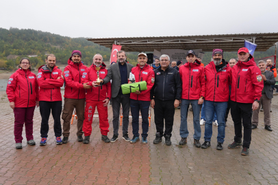 Akredite ekipleri Ericek Adranalin parkında yarıştı