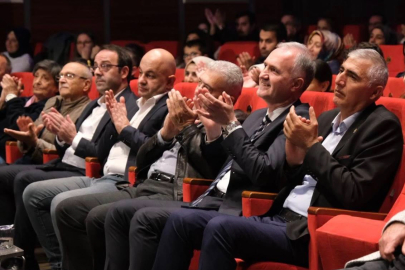 Komşu Köyün Delisi Tiyatro oyunu biletleri ücretsiz satışa çıkıyor