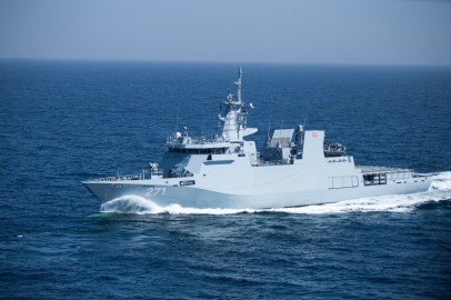 Pakistan, Umman Denizi’nde 972 milyon dolar değerinde uyuşturucuya el koydu