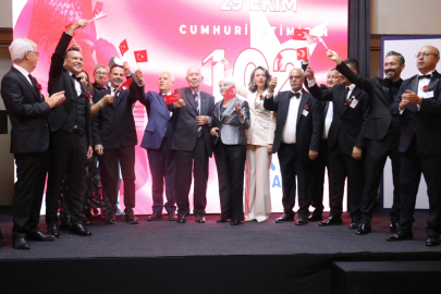 BUMİAD'dan coşkulu cumhuriyet kutlaması