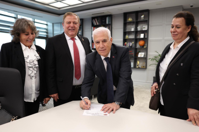 Başkan Bozbey de Emekliler Derneği üyesi oldu