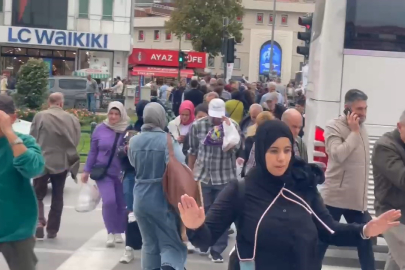 Bursa’yı lodos vurdu! Çarşıda insanlar birbirine tutunarak yürüdü