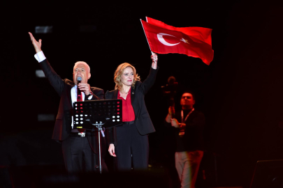 Başkan Mustafa Bozbey: “Biz Cumhuriyeti bir ömür boyu yaşıyoruz”