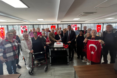 Nilüfer’in büyüklerinden Cumhuriyet Bayramı’nda coşkulu kutlama