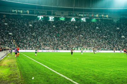 Bursaspor’un seyircisiz oynama cezası para cezasına çevrildi