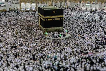 'Kurasız hac' vaadi olan reklamlara para cezası!