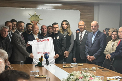 Gemlik'te AK Parti'ye 800 yeni üye katıldı