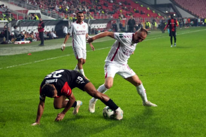 Samsunspor evinde rahat kazandı!
