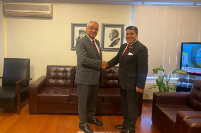 DSP’de Bayrak Mehmet Seskır’a teslim edildi