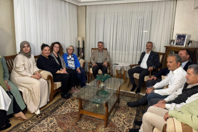 MHP, "Terörsüz Türkiye" hedefiyle kapı kapı vatandaşla buluşuyor