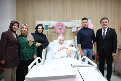 Her yeni doğan bebek ve yeni evli çift adına bir fidan dikilecek