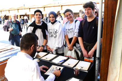 Osmangazi Kitap Fuarı'na 8’inci gününde de yoğun ilgi