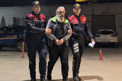 Pazarda uyuşturucu satarken yakalandı