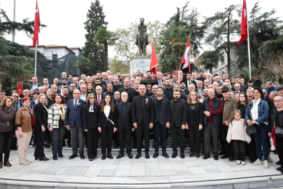 CHP Bursa, Atatürk’ü 87. yılında andı